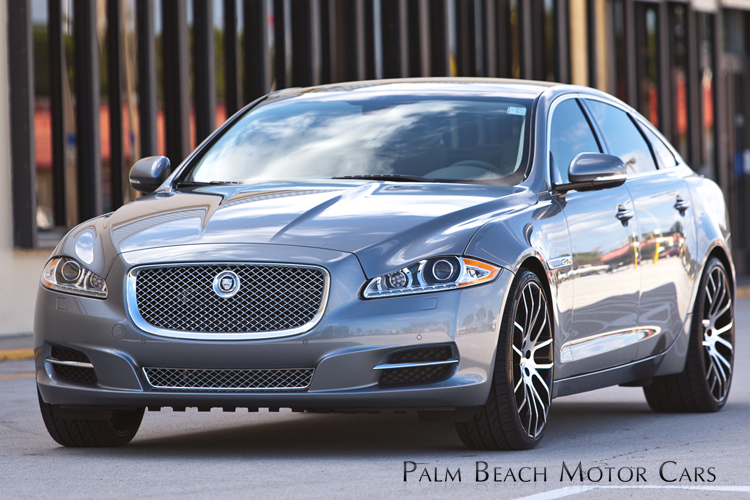 Giovanna Kilis Machined Black on Jaguar XJ